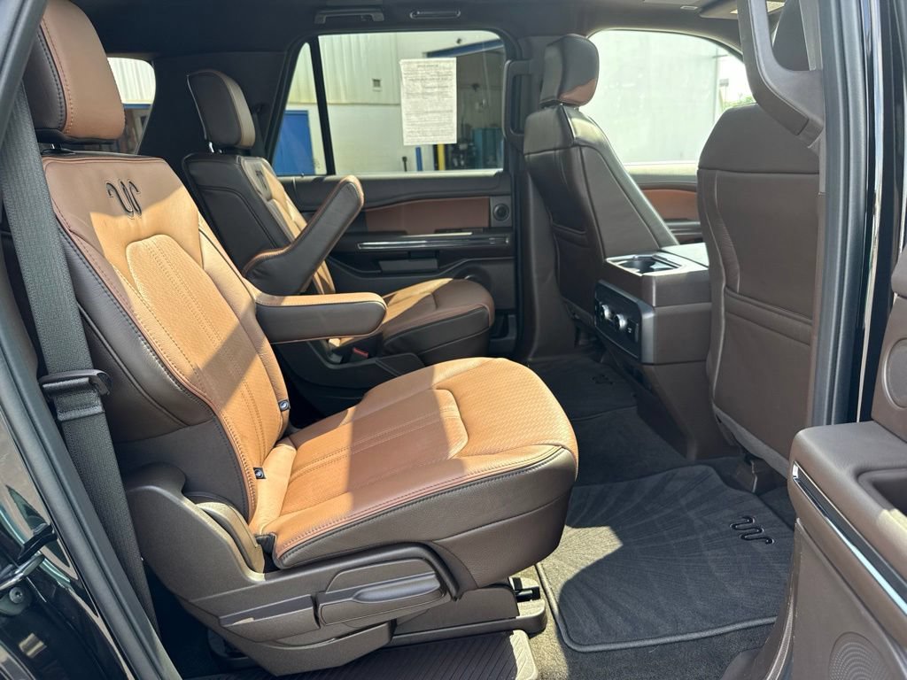 Used 2024 Ford Expedition Max King Ranch AWD/4WD image 39