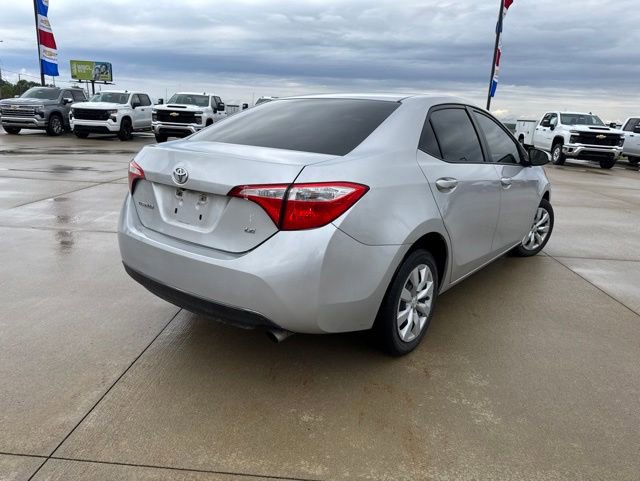 Used 2016 Toyota Corolla LE FWD image 4