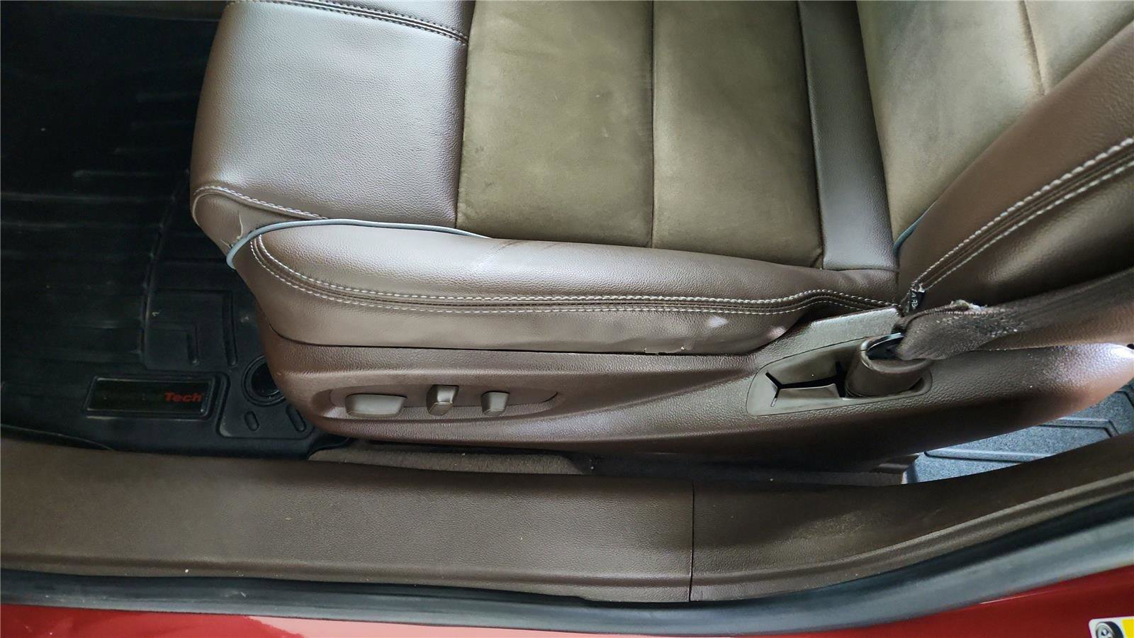 Used 2015 Chevrolet Impala LT image 28