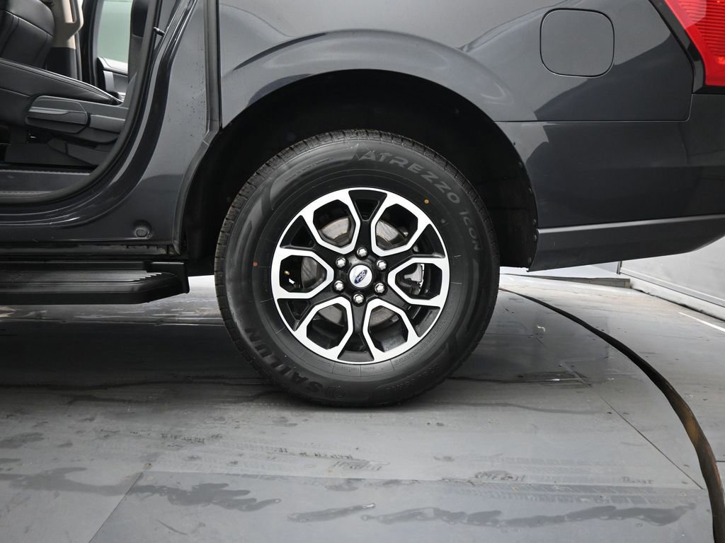 Certified 2024 Ford Expedition Max XLT image 24