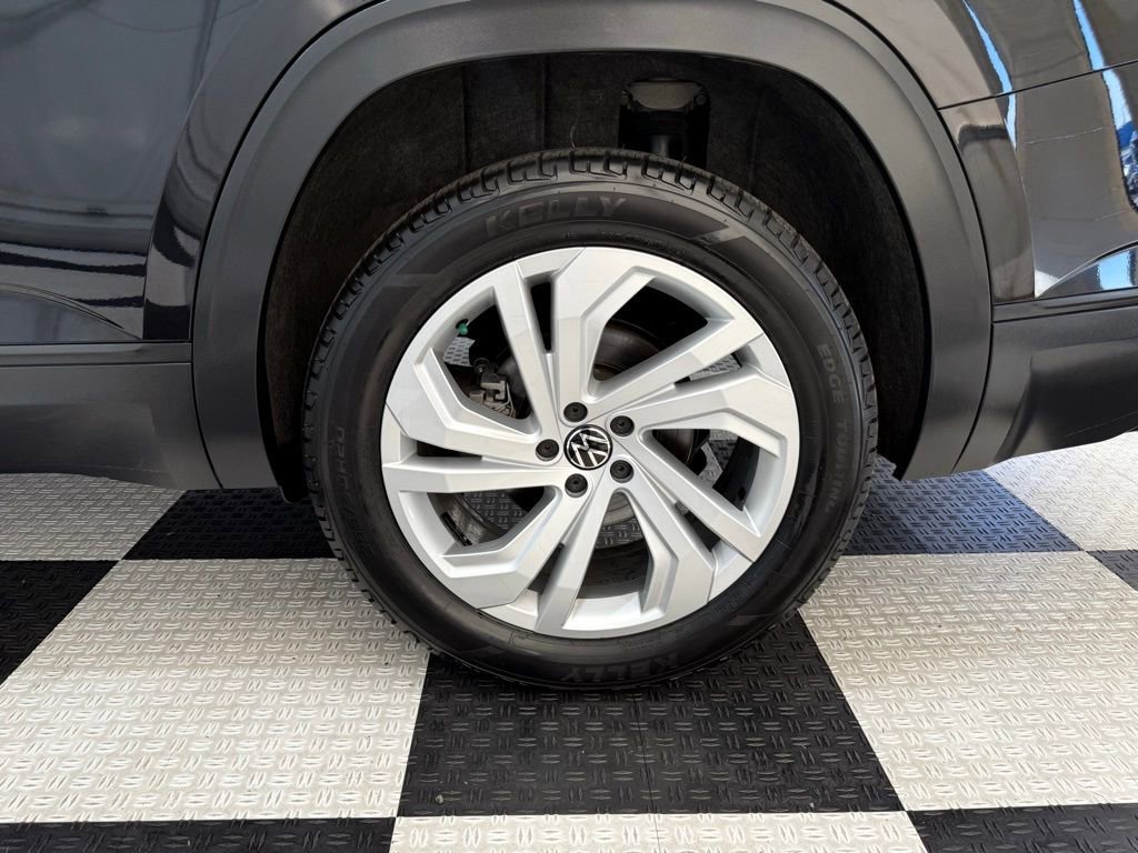 Used 2021 Volkswagen Atlas SE w/ Panoramic Sunroof Package image 11