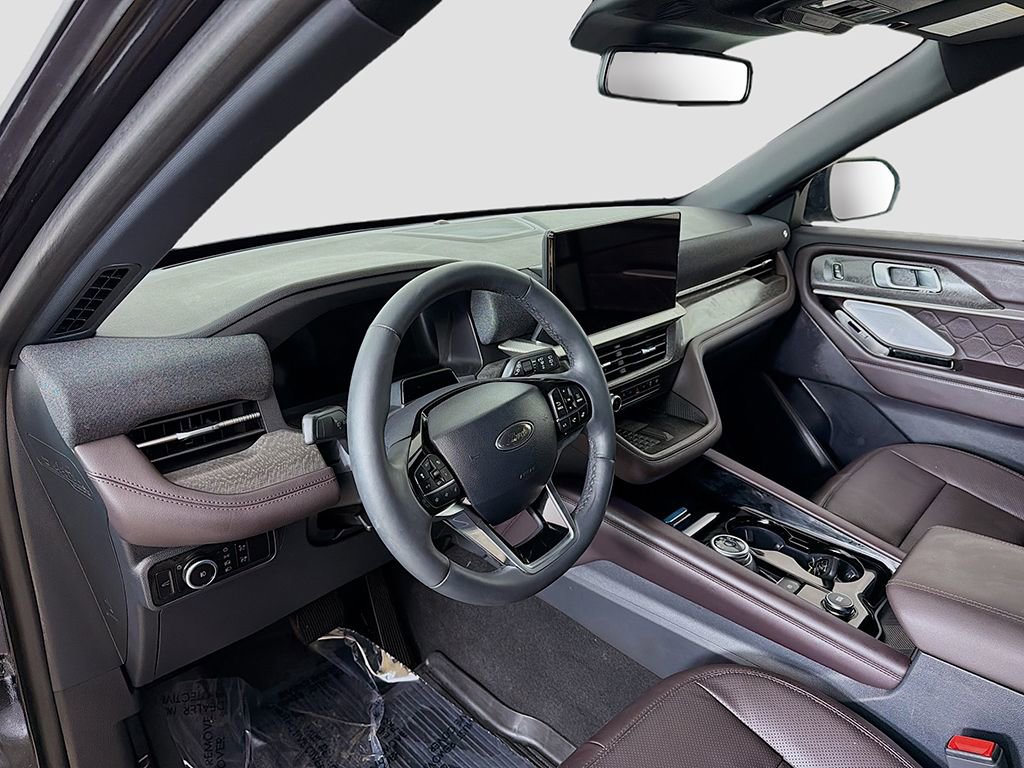 Used 2025 Ford Explorer Platinum w/ LUX Leather Package image 22