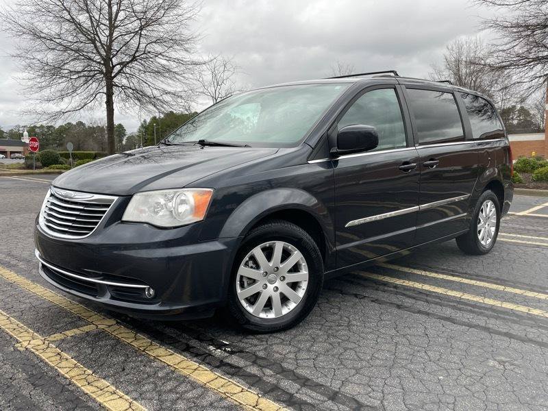 Used 2014 Chrysler Town & Country Touring