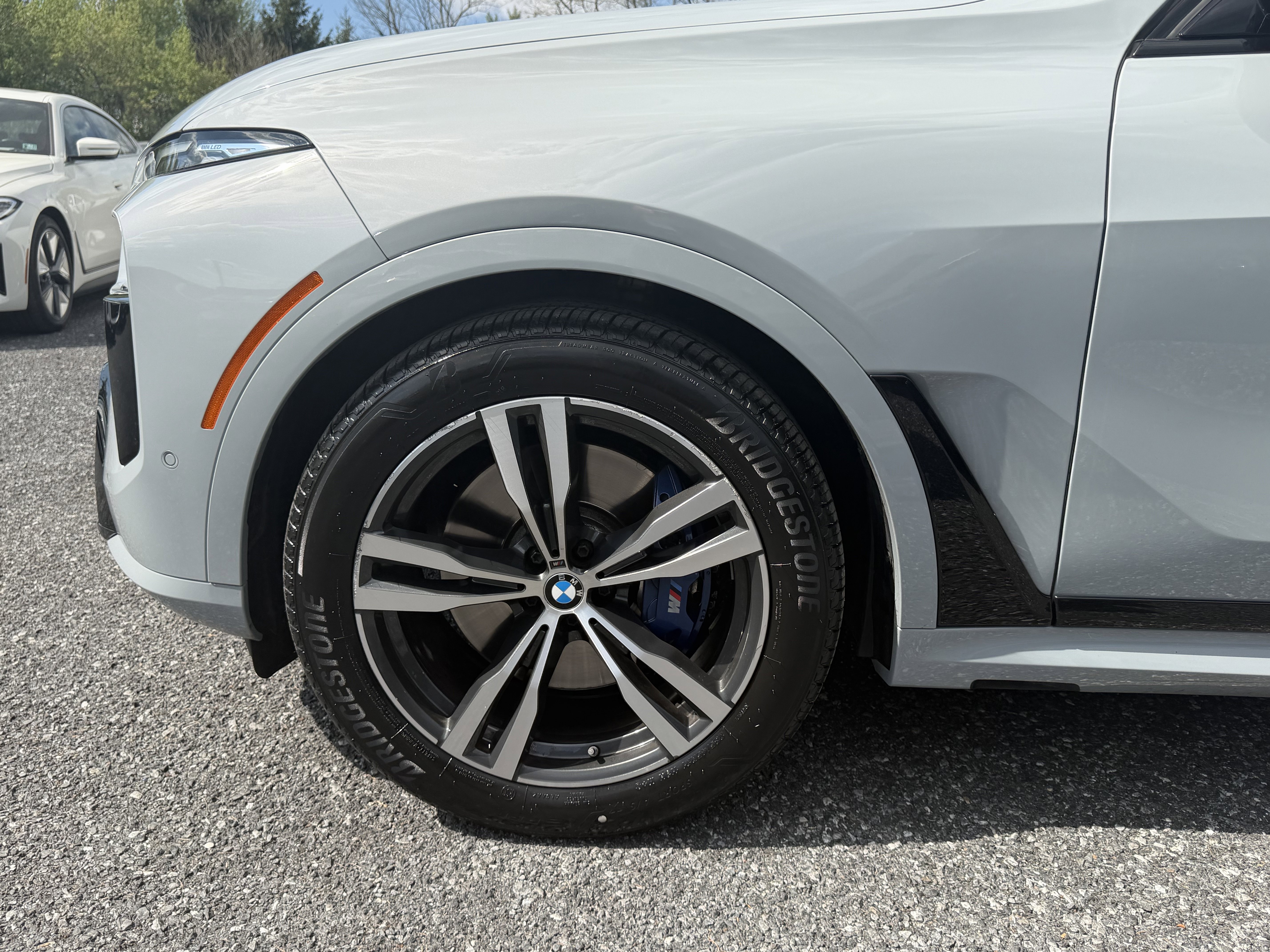 Certified 2024 BMW X7 xDrive40i w/ Executive Package image 3