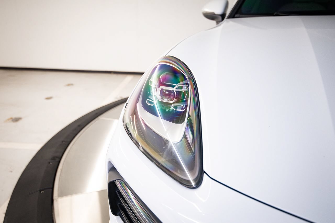 Used 2019 Porsche Cayenne AWD/4WD image 13