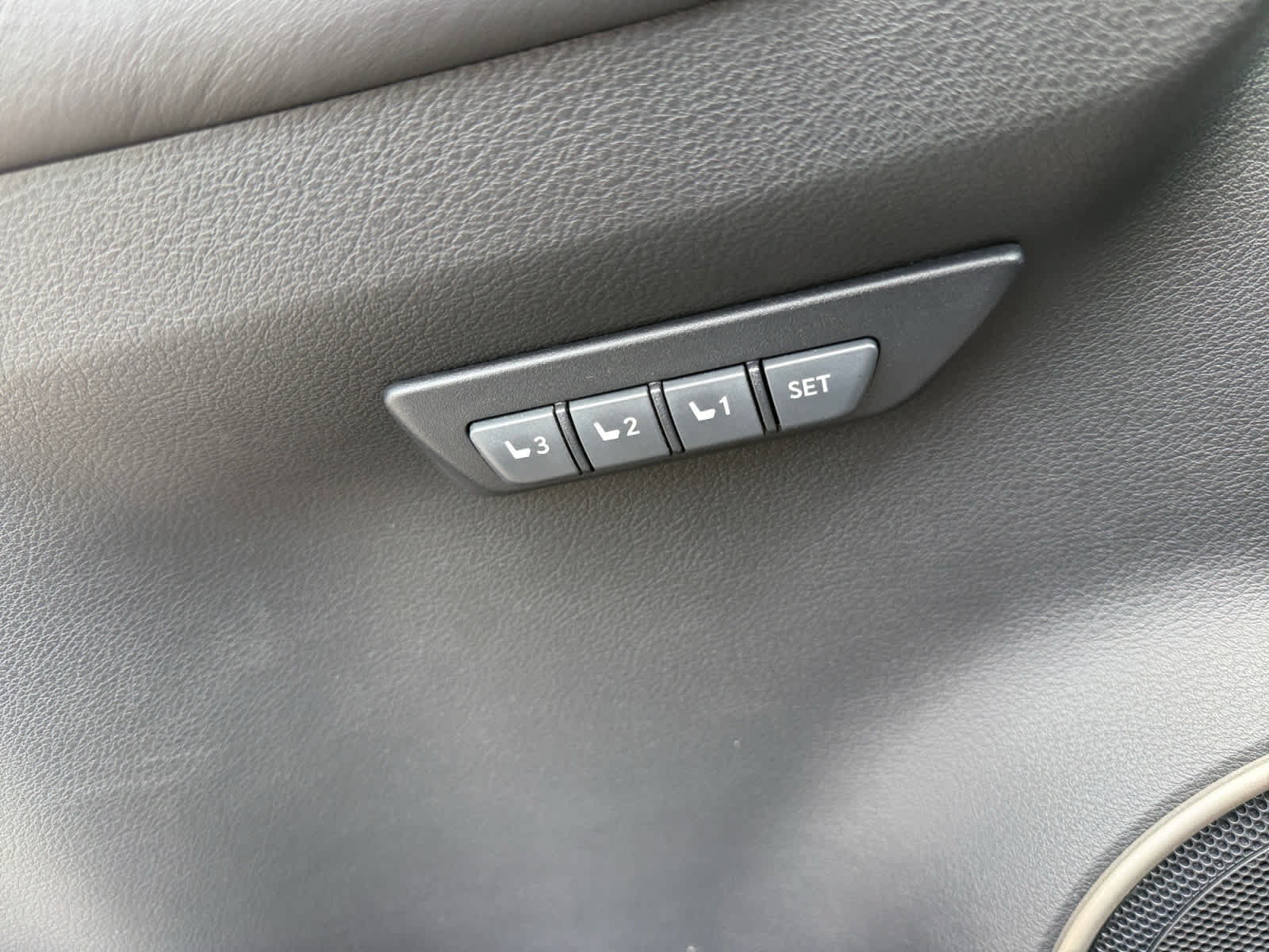 Used 2015 Lexus NX 200t AWD w/ Luxury Package image 26
