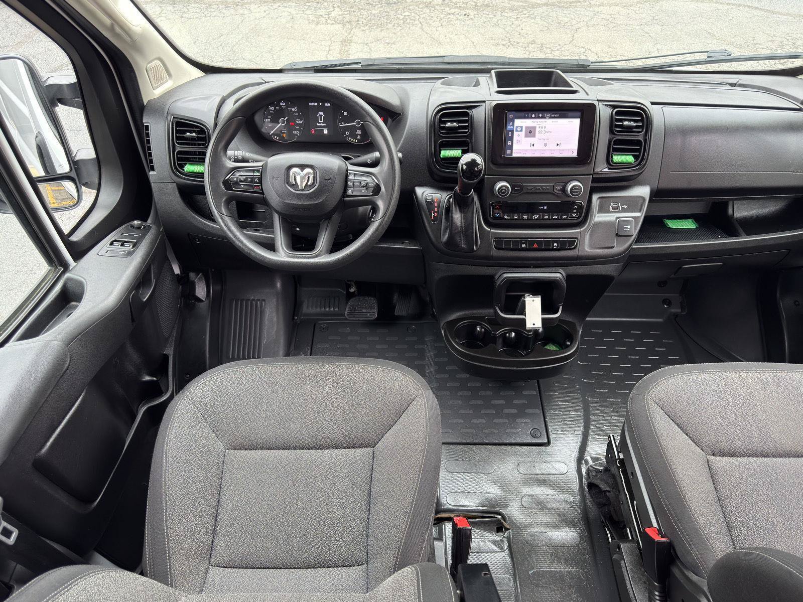 Used 2025 RAM ProMaster 2500 w/ Convenience Group FWD image 21