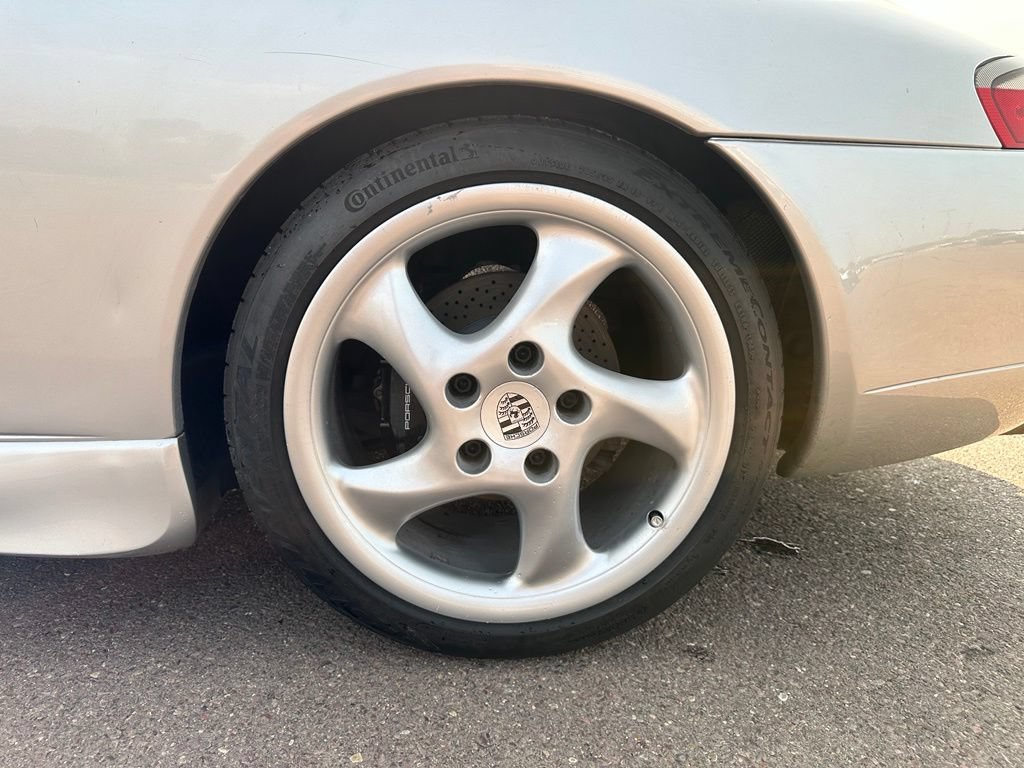 Used 2000 Porsche 911 Carrera RWD image 37