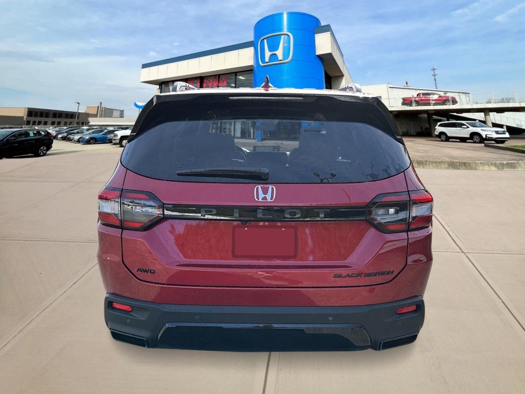 New 2026 Honda Pilot Black Edition image 3