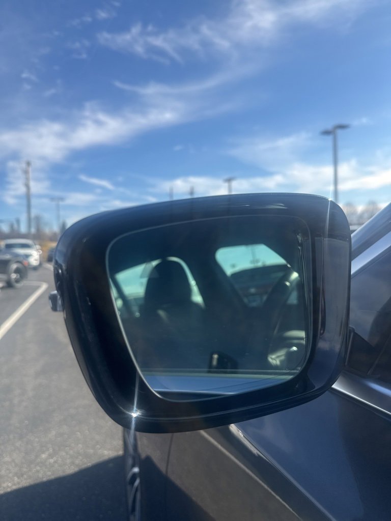 Used 2021 BMW 330i xDrive Sedan w/ Convenience Package image 10