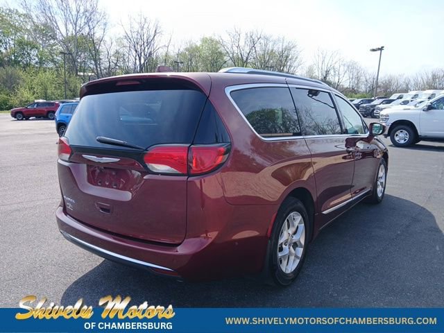 Used 2017 Chrysler Pacifica Touring-L Plus w/ Advanced Safetytec Group image 6