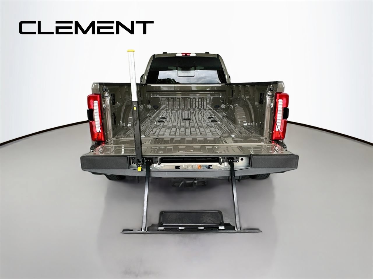 Used 2026 Ford F450 King Ranch w/ Chrome Package AWD/4WD image 11