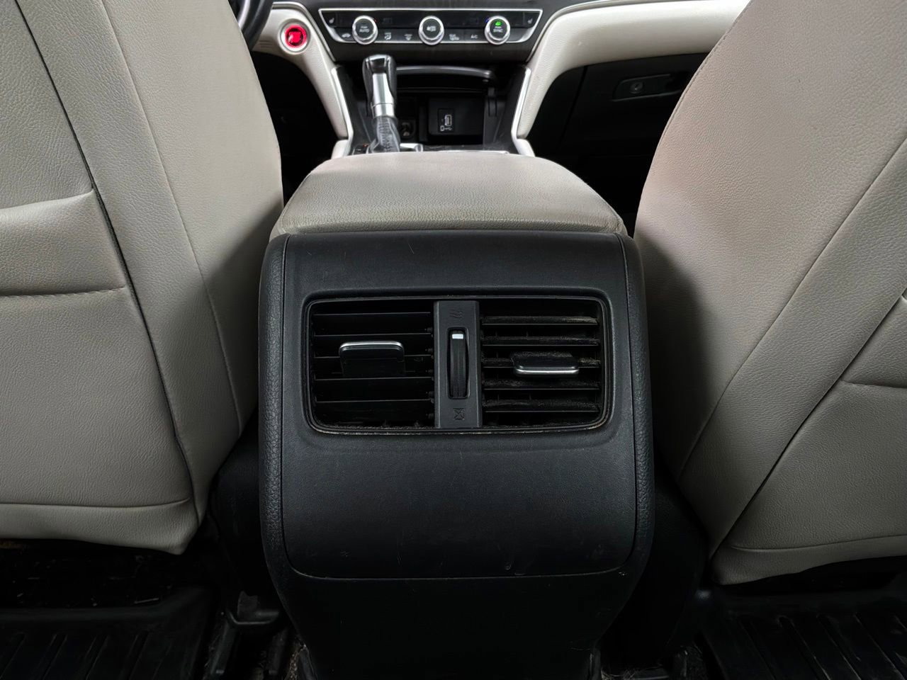 Used 2018 Honda Accord EX-L image 12