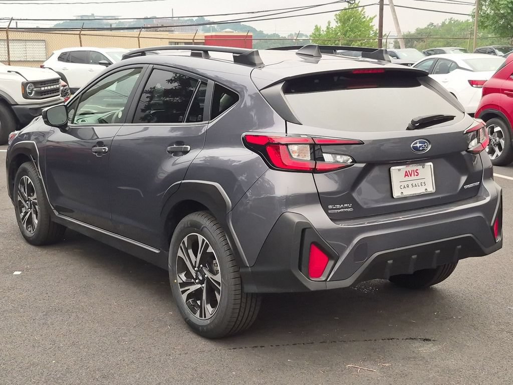 Used 2025 Subaru Crosstrek 2.5i Premium AWD/4WD image 9
