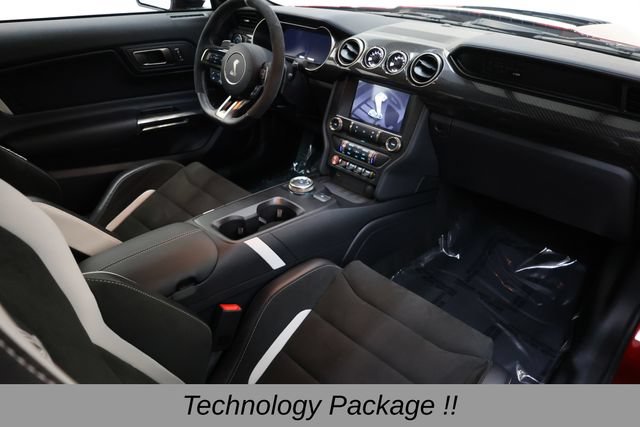 Used 2020 Ford Mustang Shelby GT500 w/ Carbon Fiber Track Pack RWD image 16
