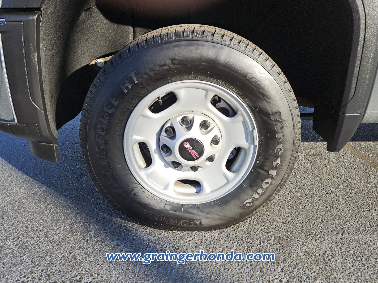 Used 2024 GMC Sierra 2500 Pro w/ 1SA Pro Safety Plus Package image 9