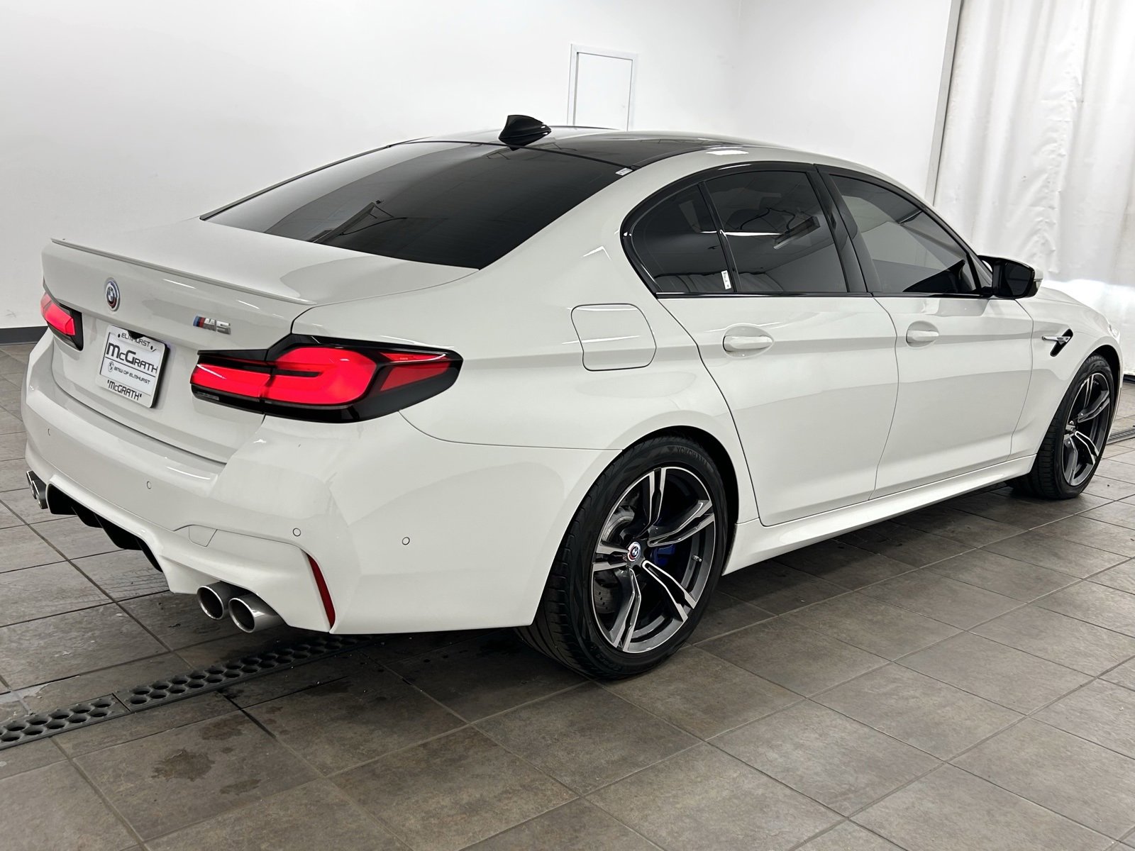 Used 2023 BMW M5 Base w/ Executive Package image 7