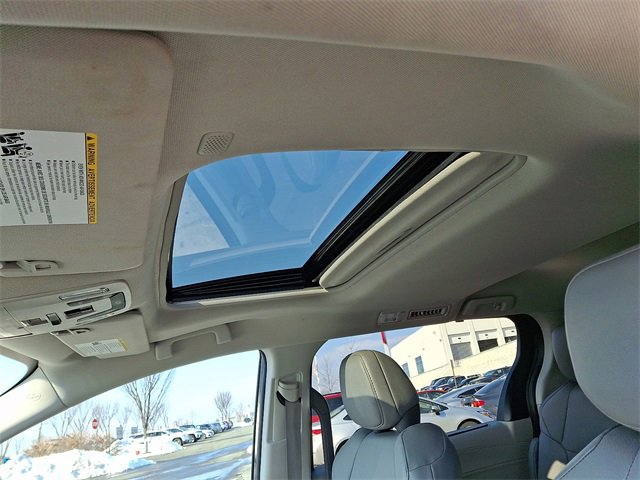 Used 2024 Toyota Sienna XLE image 15