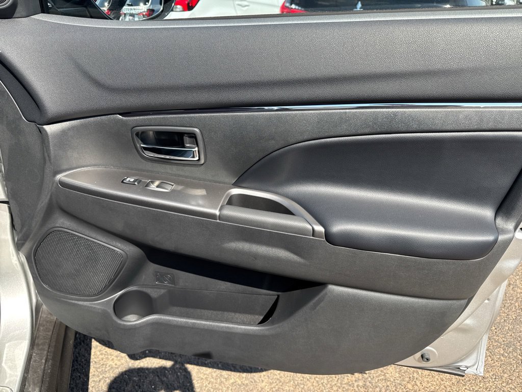 New 2027 Mitsubishi Outlander Sport SE FWD image 28