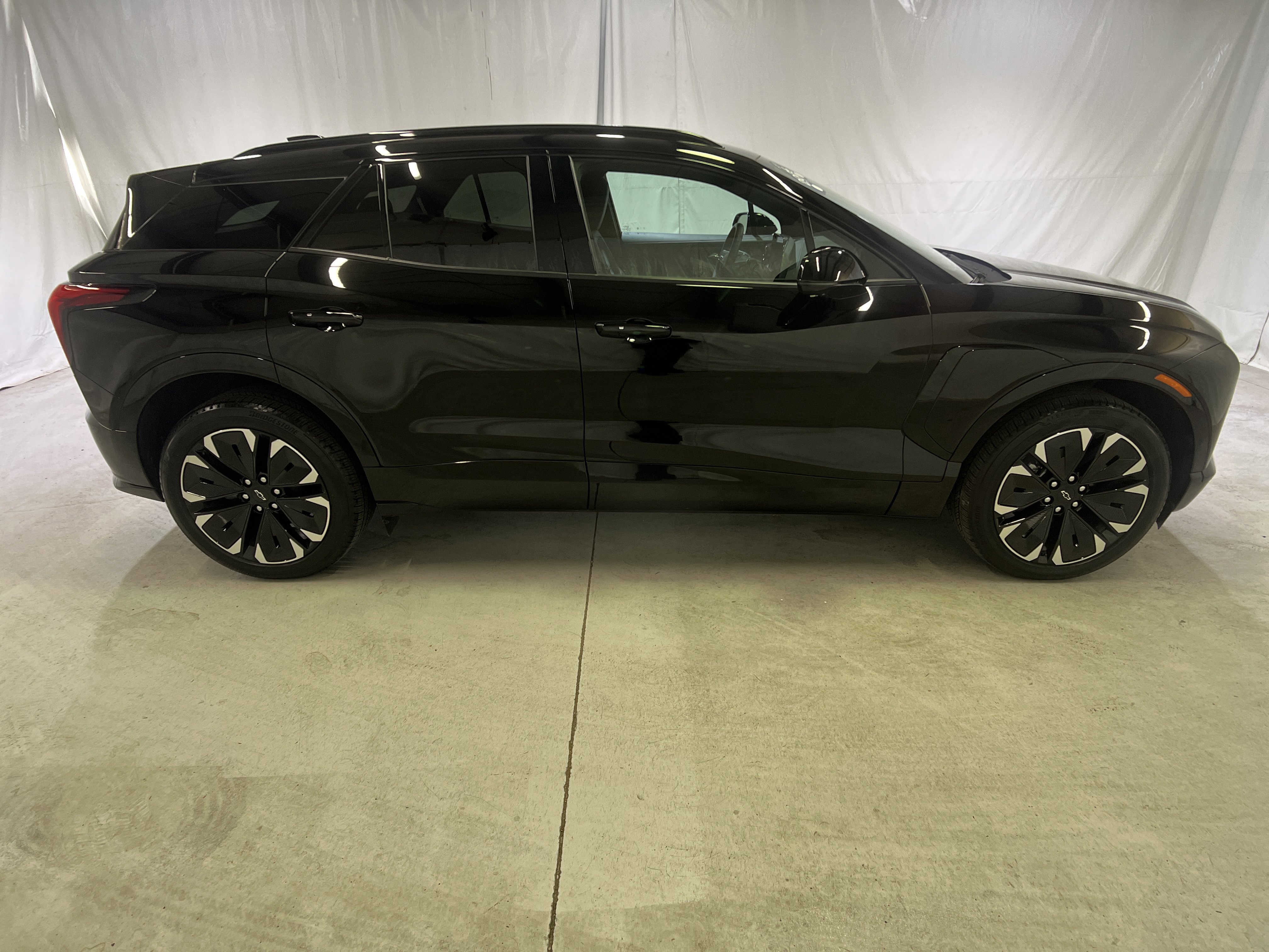 Used 2025 Chevrolet Blazer EV RS AWD/4WD image 12
