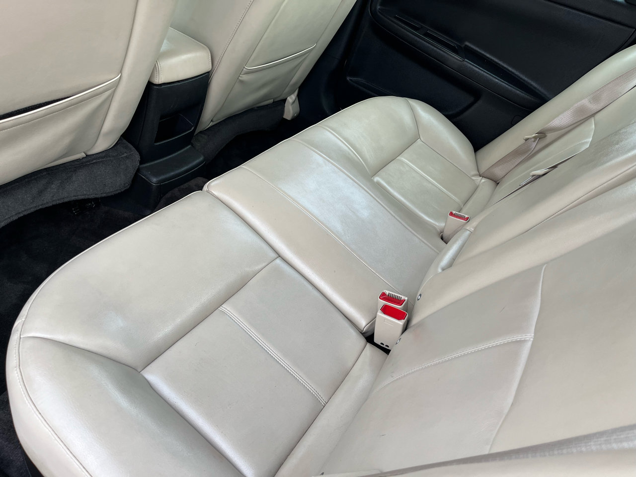 Used 2015 Chevrolet Impala LTZ FWD image 7