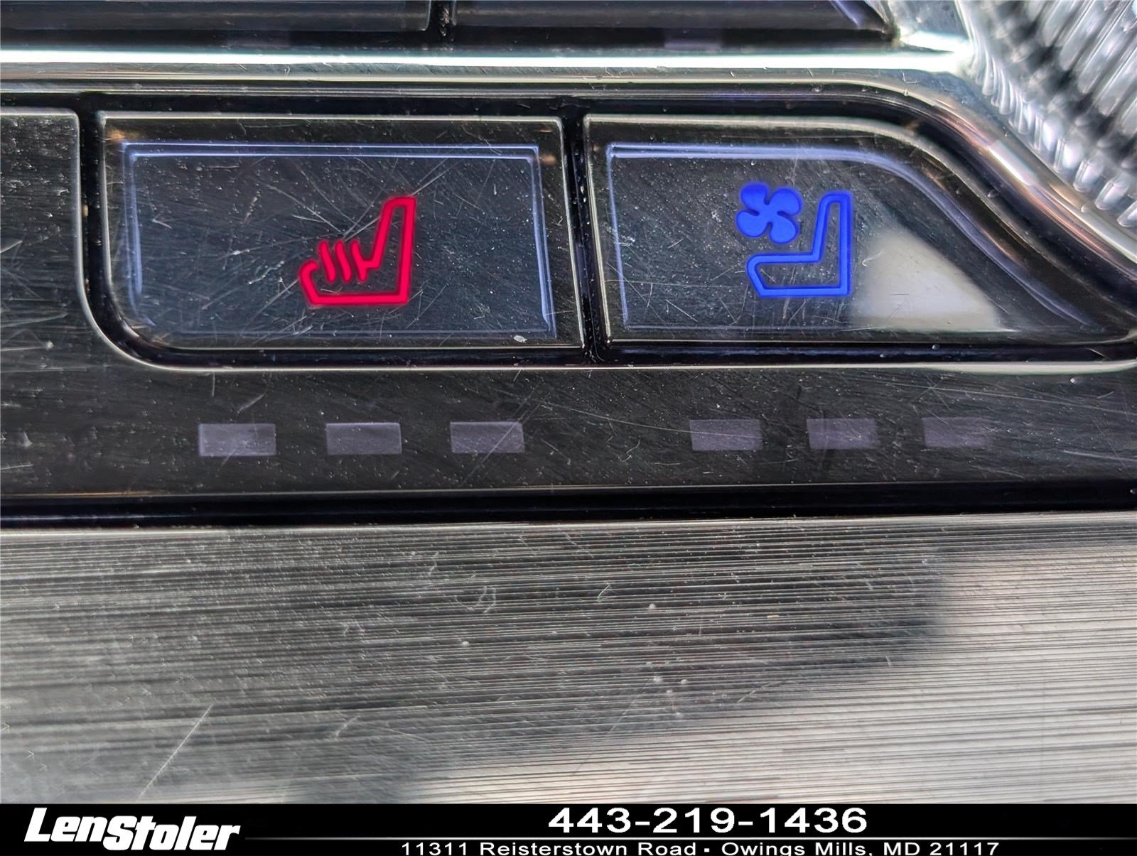 Used 2023 Lincoln Nautilus Reserve AWD/4WD image 26