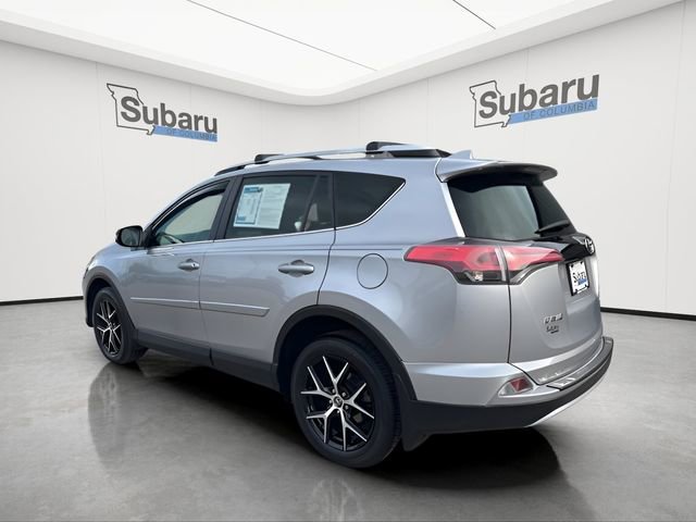 Used 2016 Toyota RAV4 SE image 5