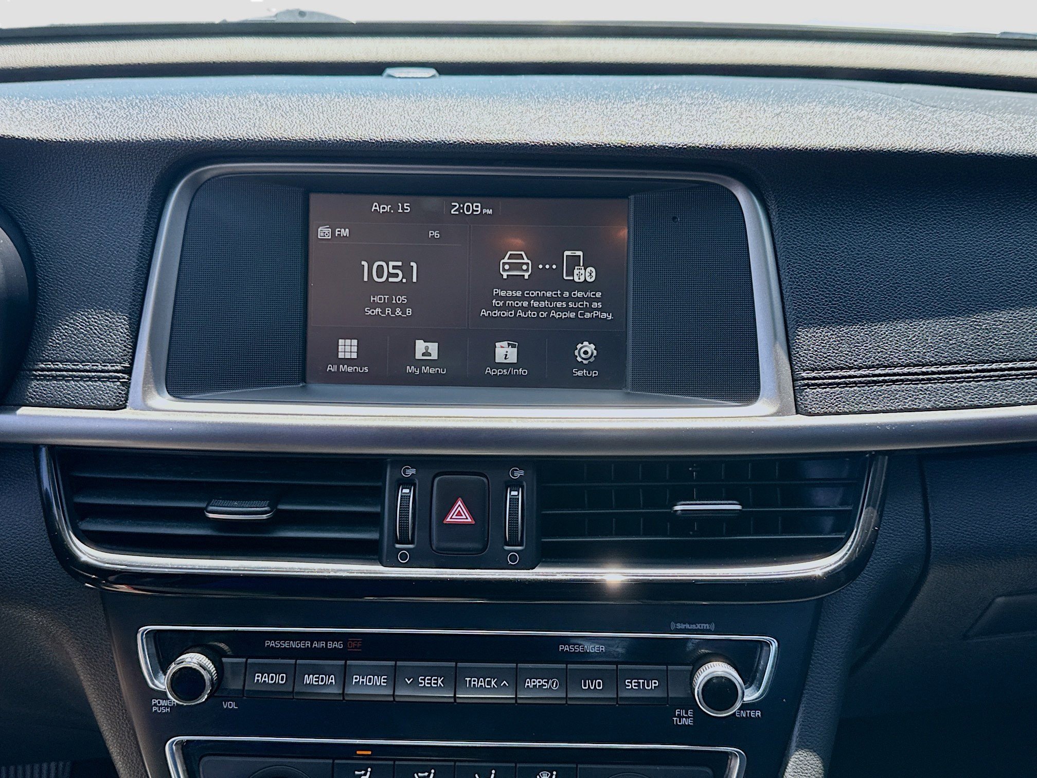 Used 2018 Kia Optima LX w/ 17" Alloy Wheels Package FWD image 10