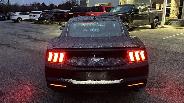 Used 2024 Ford Mustang Premium image 30
