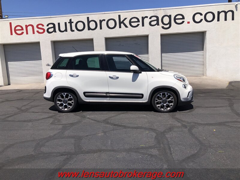 Used 2014 FIAT 500L Trekking w/ Popular Equipment Group FWD image 1
