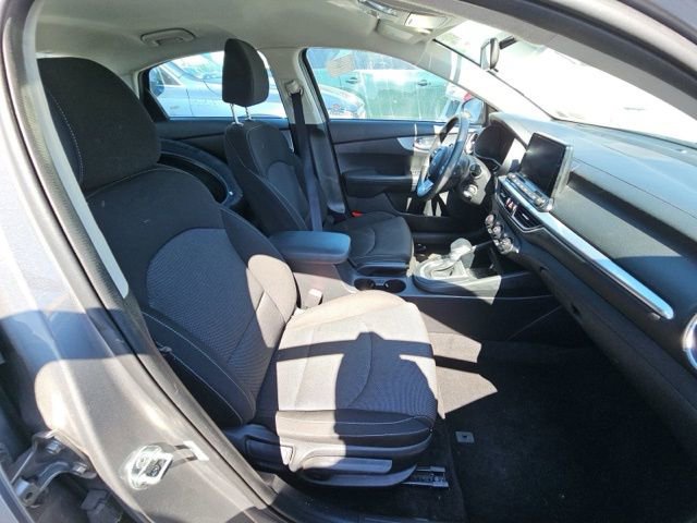 Used 2024 Kia Forte LXS FWD image 10