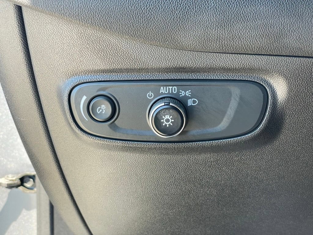 Used 2024 Chevrolet Equinox LS w/ LS Convenience Package AWD/4WD image 14