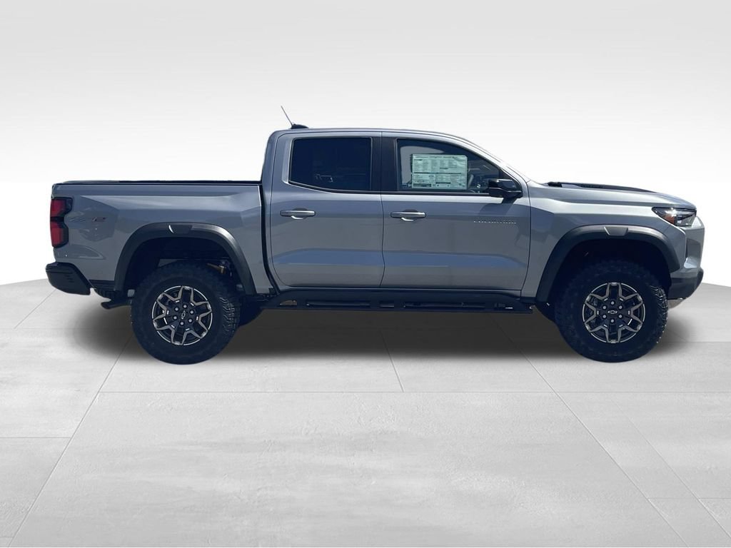 New 2026 Chevrolet Colorado ZR2 w/ Technology Package AWD/4WD image 2