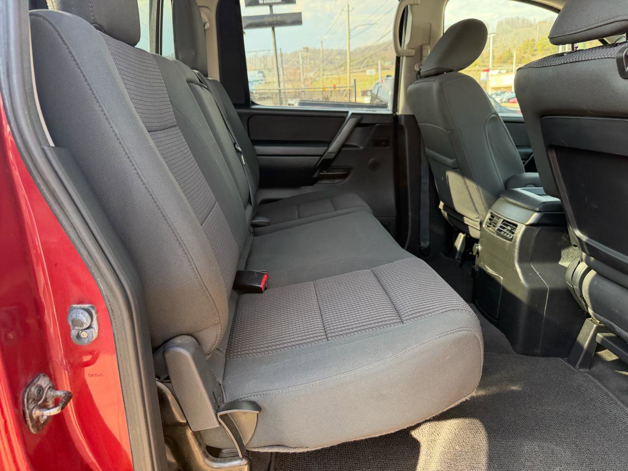 Used 2014 Nissan Titan SV w/ SV Value Truck Package image 20