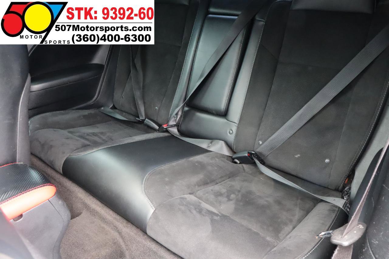 Used 2015 Dodge Challenger R/T Scat Pack w/ Leather Interior Group RWD image 16