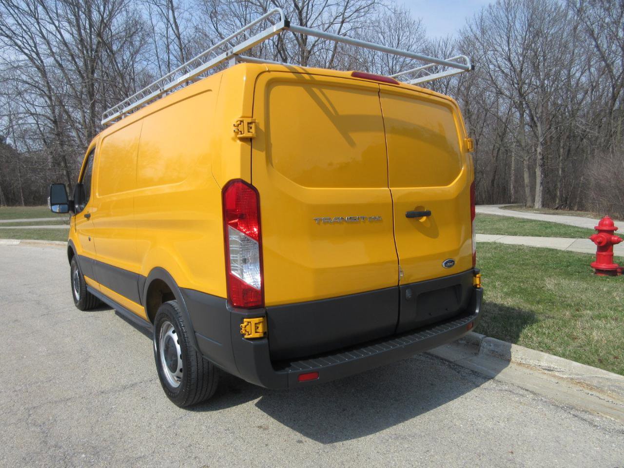 Used 2017 Ford Transit 250 130 Low Roof RWD image 29