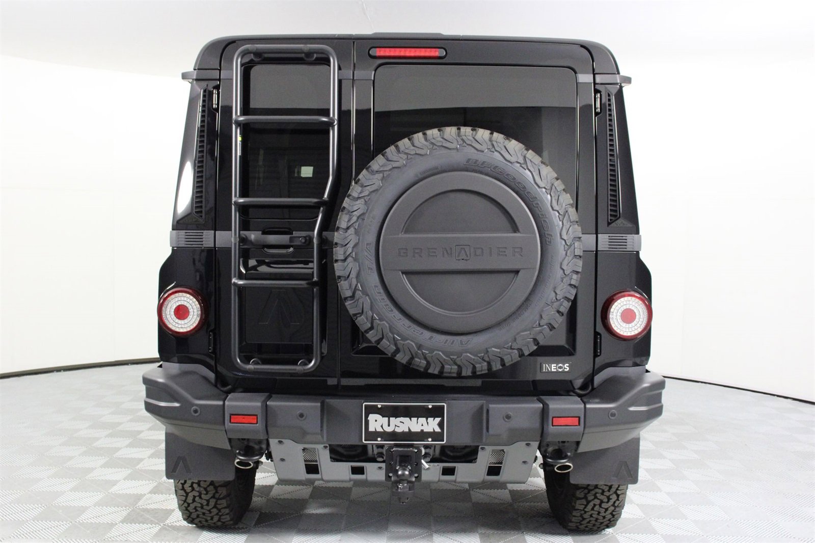 Used 2025 INEOS Grenadier Fieldmaster Edition image 5