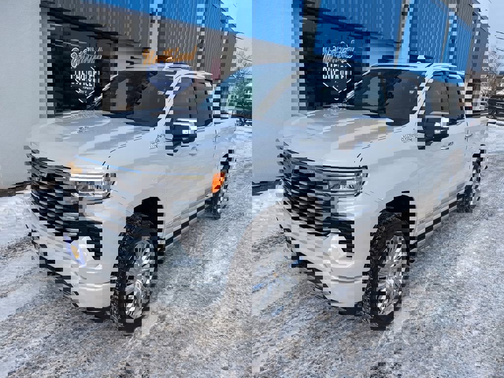 New 2026 Chevrolet Silverado 1500 High Country image 2