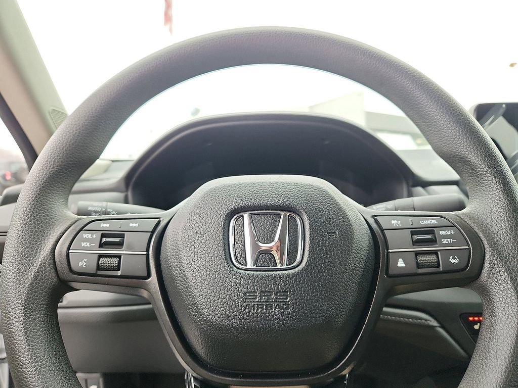 Used 2025 Honda Accord SE image 12