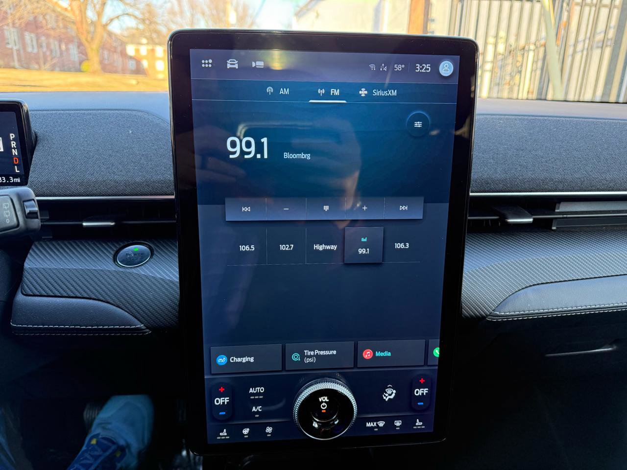 Used 2023 Ford Mustang Mach-E Premium image 15