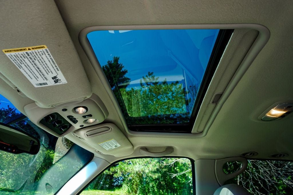 Used 2003 Cadillac Escalade AWD image 24