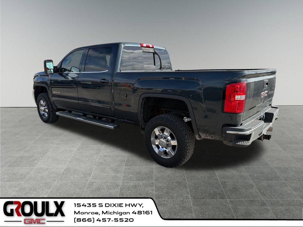 Used 2017 GMC Sierra 2500 SLE w/ SLE Preferred Package image 4