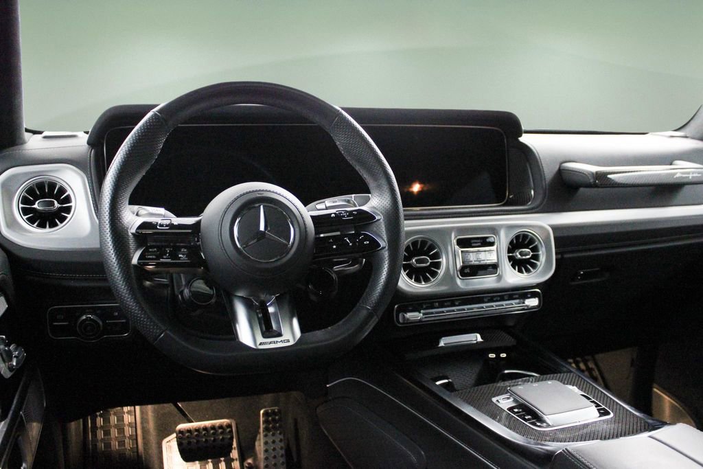 Used 2025 Mercedes-Benz G 63 AMG 4MATIC image 39