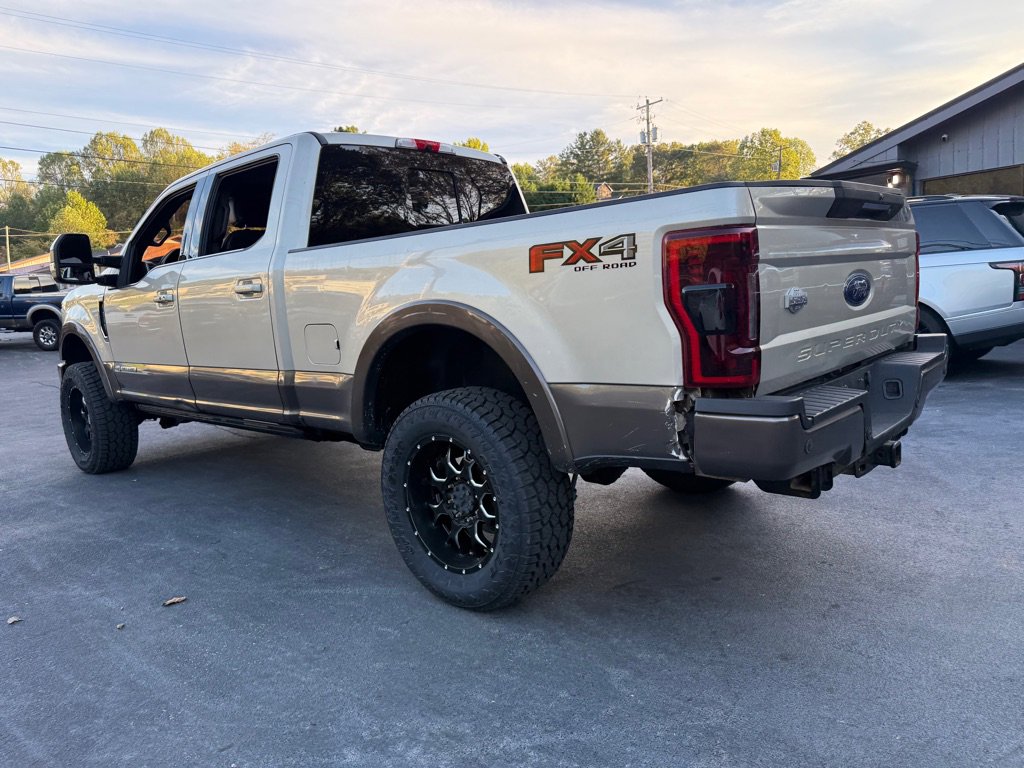 Used 2017 Ford F250 King Ranch w/ King Ranch Ultimate Package image 92