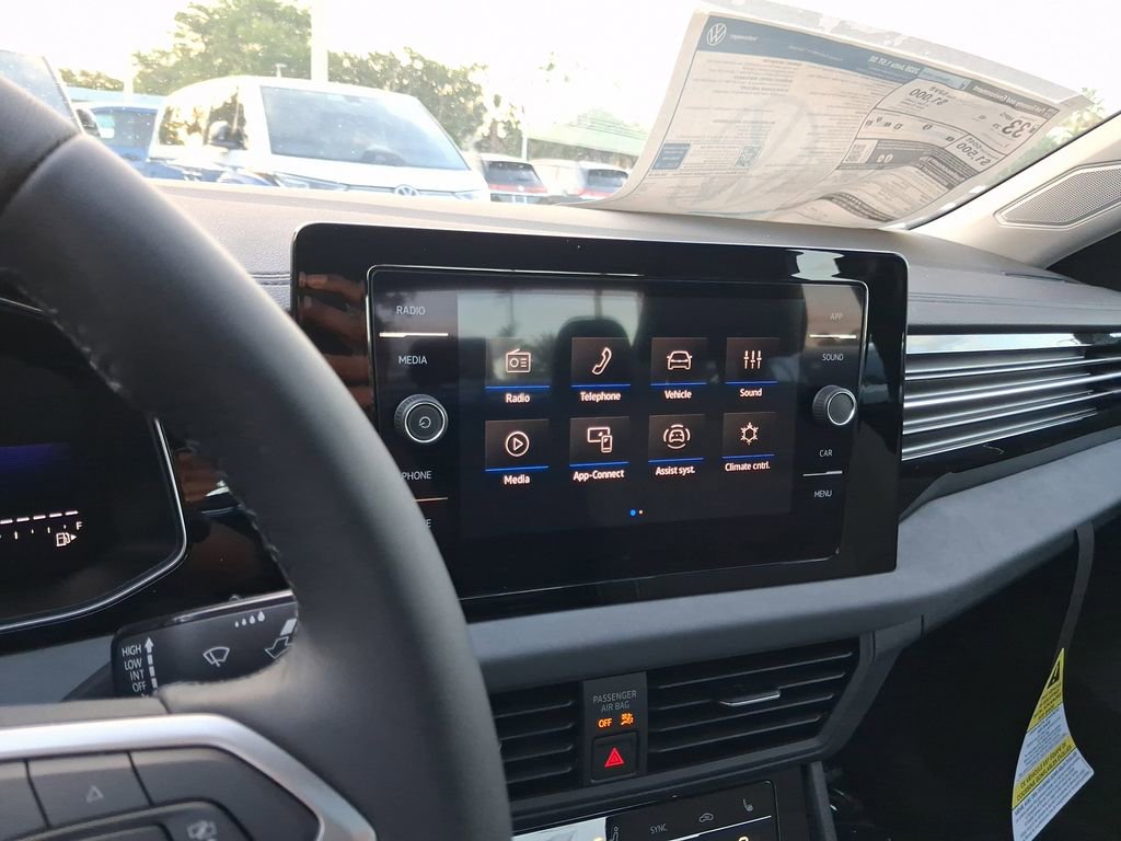 New 2026 Volkswagen Jetta SE image 9