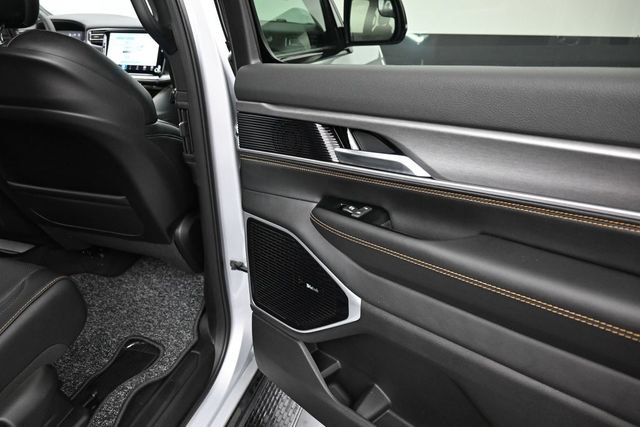 New 2026 Jeep Grand Wagoneer L 4WD image 20