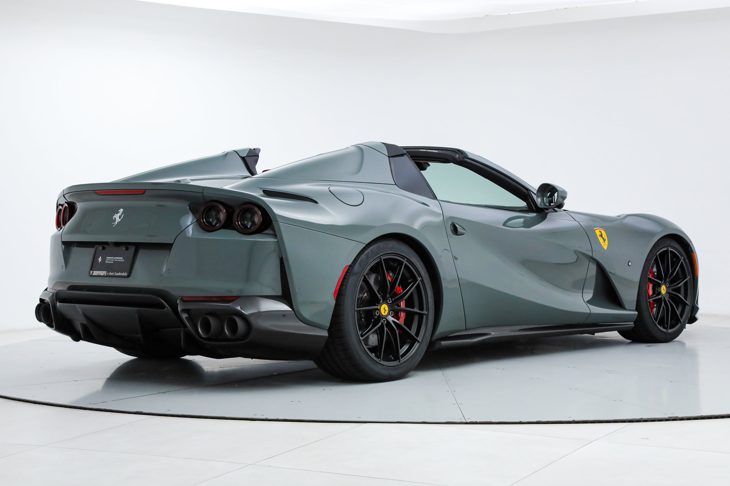 Certified 2022 Ferrari 812 GTS RWD image 8