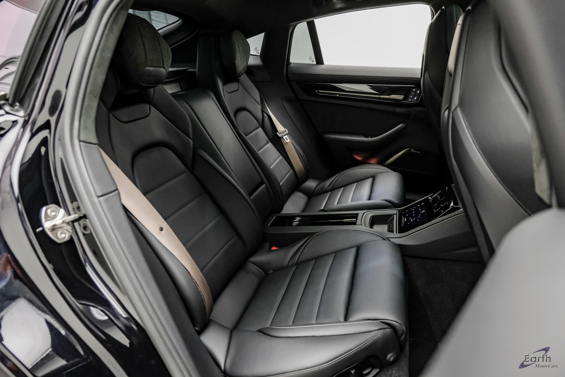 Used 2026 Porsche Panamera Turbo S AWD/4WD image 78