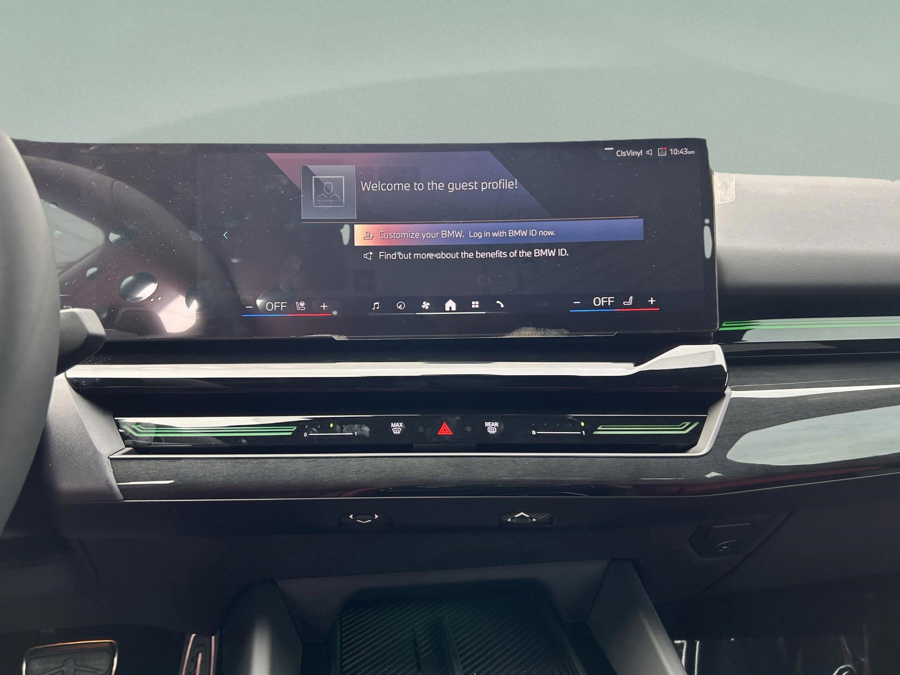 Used 2025 BMW 530i xDrive 530i xDrive w/ M Sport Package image 14