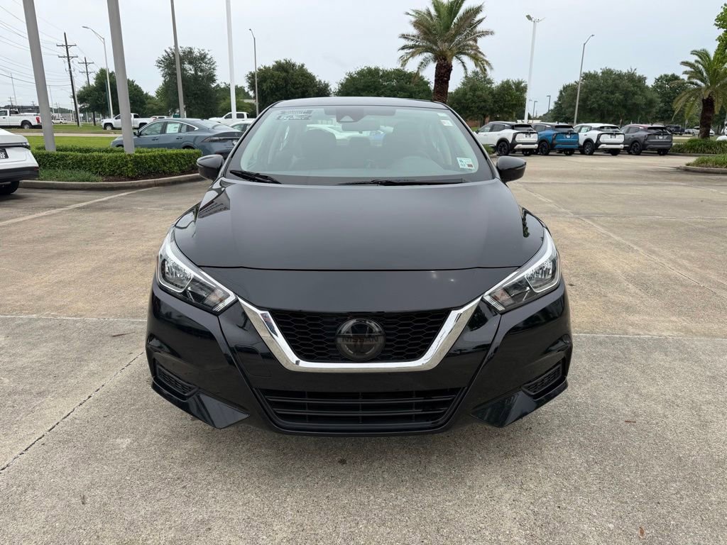 Used 2020 Nissan Versa SV FWD image 7